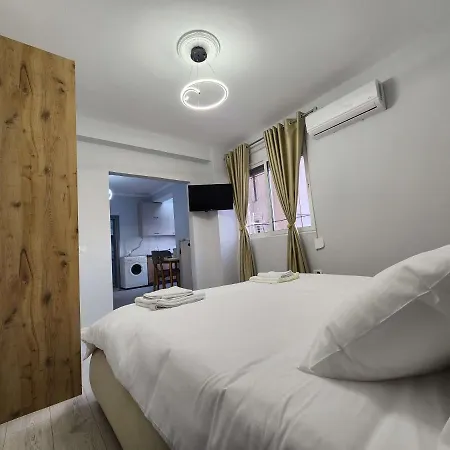 Sweet Dreams Sari 地拉那